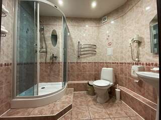 Гостиница Sky Красноярск Standard Double Room - Mountain View-2