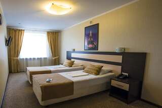 Гостиница Sky Красноярск Standard Twin Room - Mountain View-5