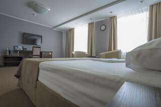 Гостиница Sky Красноярск Business Studio - Mountain View-3